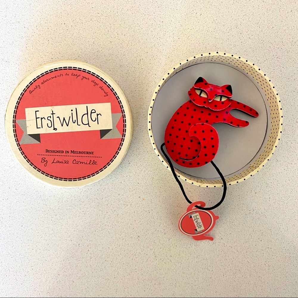 Cassandra Pin